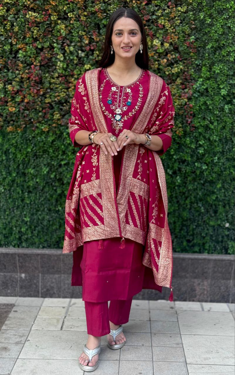 Designers Kurti Pent Dupatta Set, Premium Roman Silk, Dupatta Hevay Quality Nylon Muslin jacquard With Latkan, Hand Work, Cotton Inner (Full)