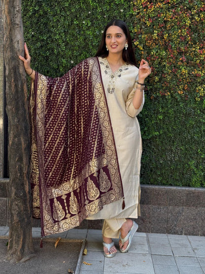 Designers Kurti Pent Dupatta Set,Premium Roman Silk, Cotton Inner (Full), Heavy Quality Nylon Muslin jacquard With Latkan and Hand Work