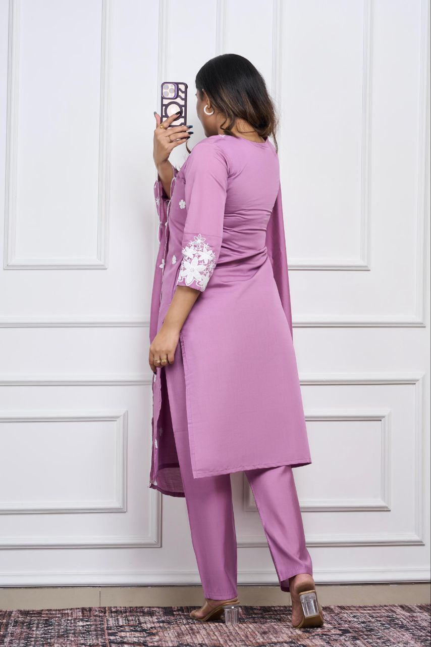 Designers Kurti Pent Dupatta Set, Premium Roman Silk, Embroidery With Sequence Work & Cotton Inner (Full), Dupatta Romam Silk With Embroidery Work