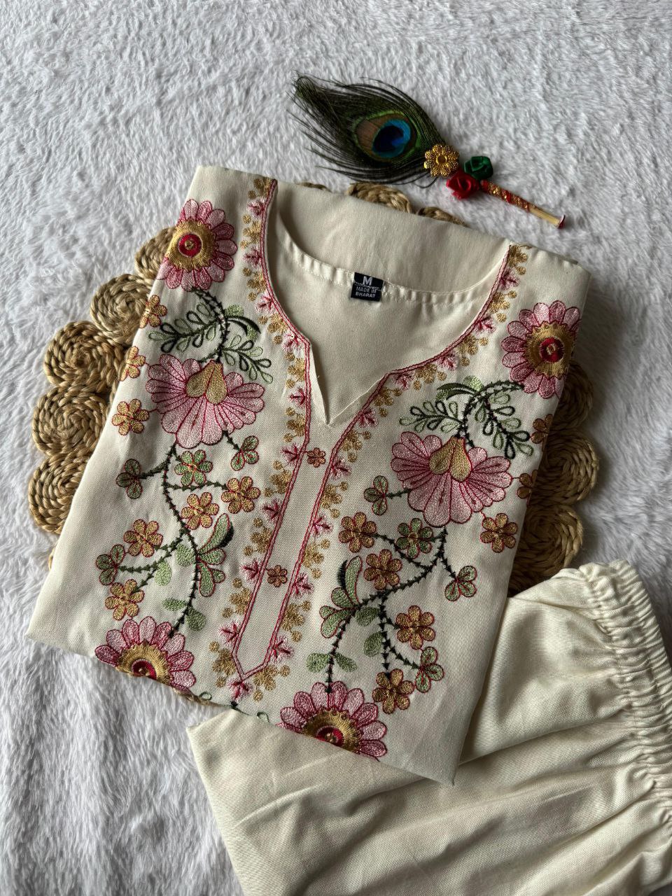 Designers Kurti Pent, Pure Khadi Cotton, Cotton Inner (Full), Embroidery With Sequence Work, 3/4 With Embroidery Work Lace