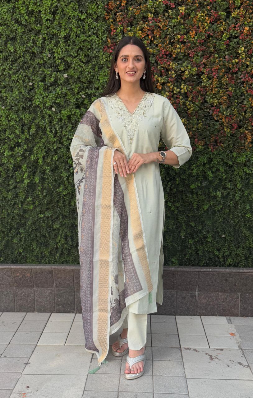 Designers Kurta Pent Set, Premium Roman Silk & Kurta Full Inner Cotton with Hand Work Neckline, Dupatta Heavy Chanderi jacquard With Digital Print With Latkan