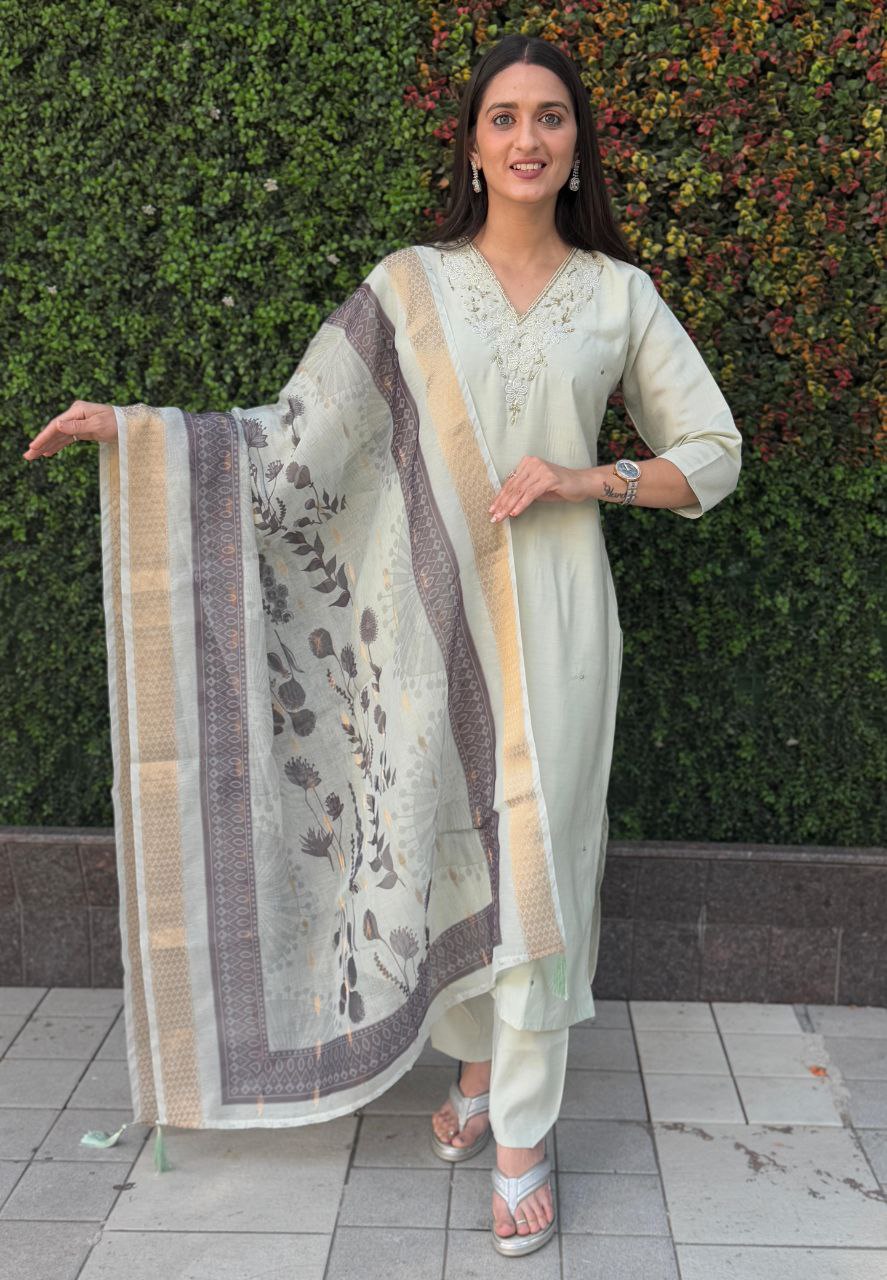 Designers Kurta Pent Set, Premium Roman Silk & Kurta Full Inner Cotton with Hand Work Neckline, Dupatta Heavy Chanderi jacquard With Digital Print With Latkan