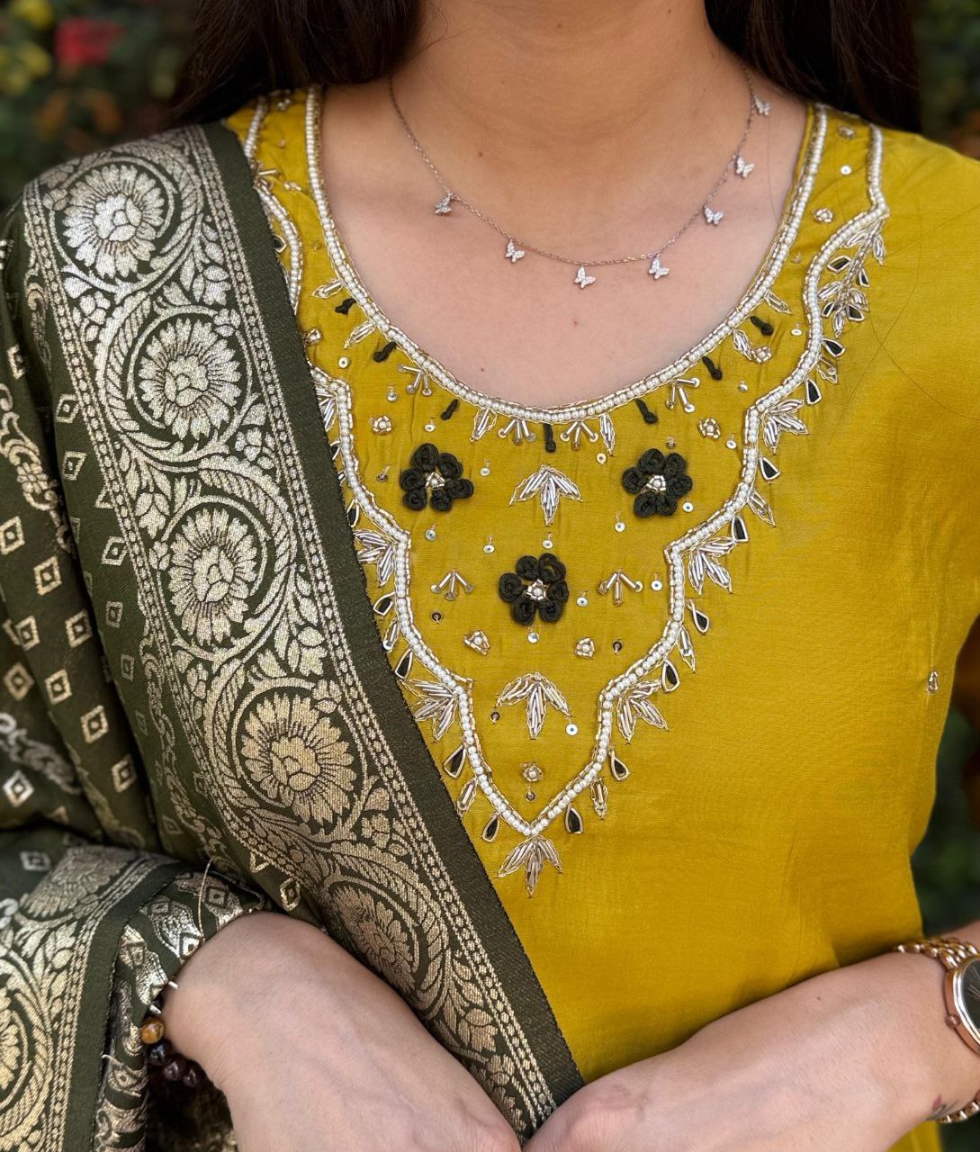 Designers Kurti Pent Dupatta Set, Premium Roman Silk, Cotton Inner (Full), Heavy Quality Nylon Muslin jacquard With Latkan and Hand Work