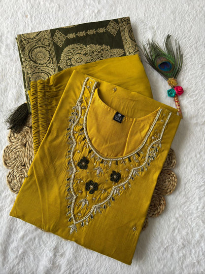 Designers Kurti Pent Dupatta Set, Premium Roman Silk, Cotton Inner (Full), Heavy Quality Nylon Muslin jacquard With Latkan and Hand Work