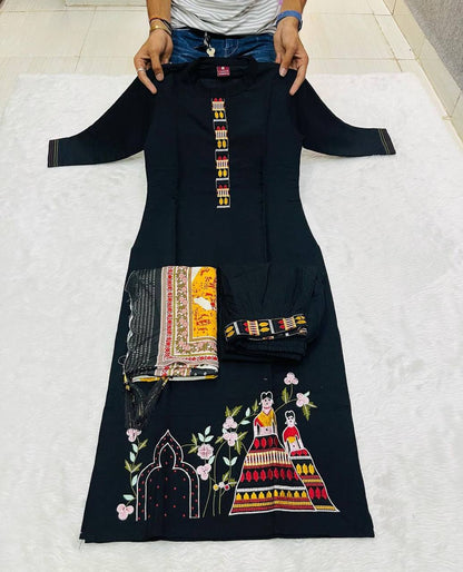 Womans Casual Wear Color Thread Work Kurti Pant With Dupatta