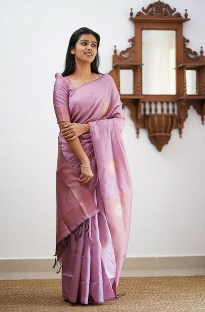Floral Woven Kanjeevaram Saree with Contrast Border With Beautiful Zahlar