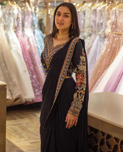 Most beautiful latest Black Deisginer Reception saree with Beautiful Embroidery work on border with Beautiful Embroidery work Unstiched blouse