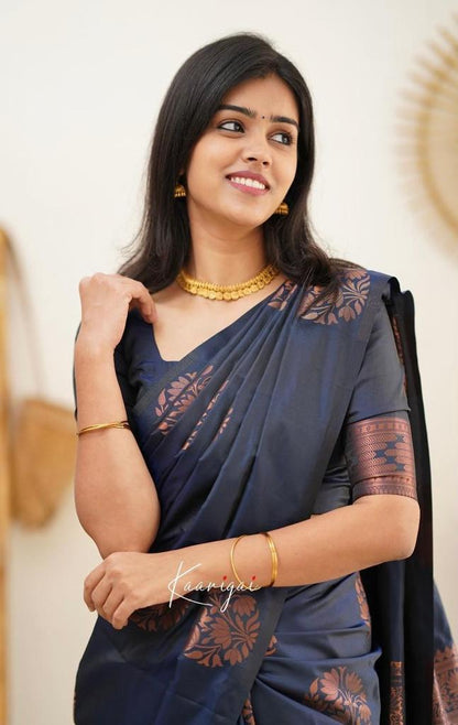 Women's Kanchipuram Banarasi Lichi Silk Kanjivaram Saree With Plain Unstitched Blouse Piece