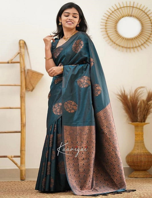 Women's Kanchipuram Banarasi Lichi Silk Kanjivaram Saree With Plain Unstitched Blouse Piece