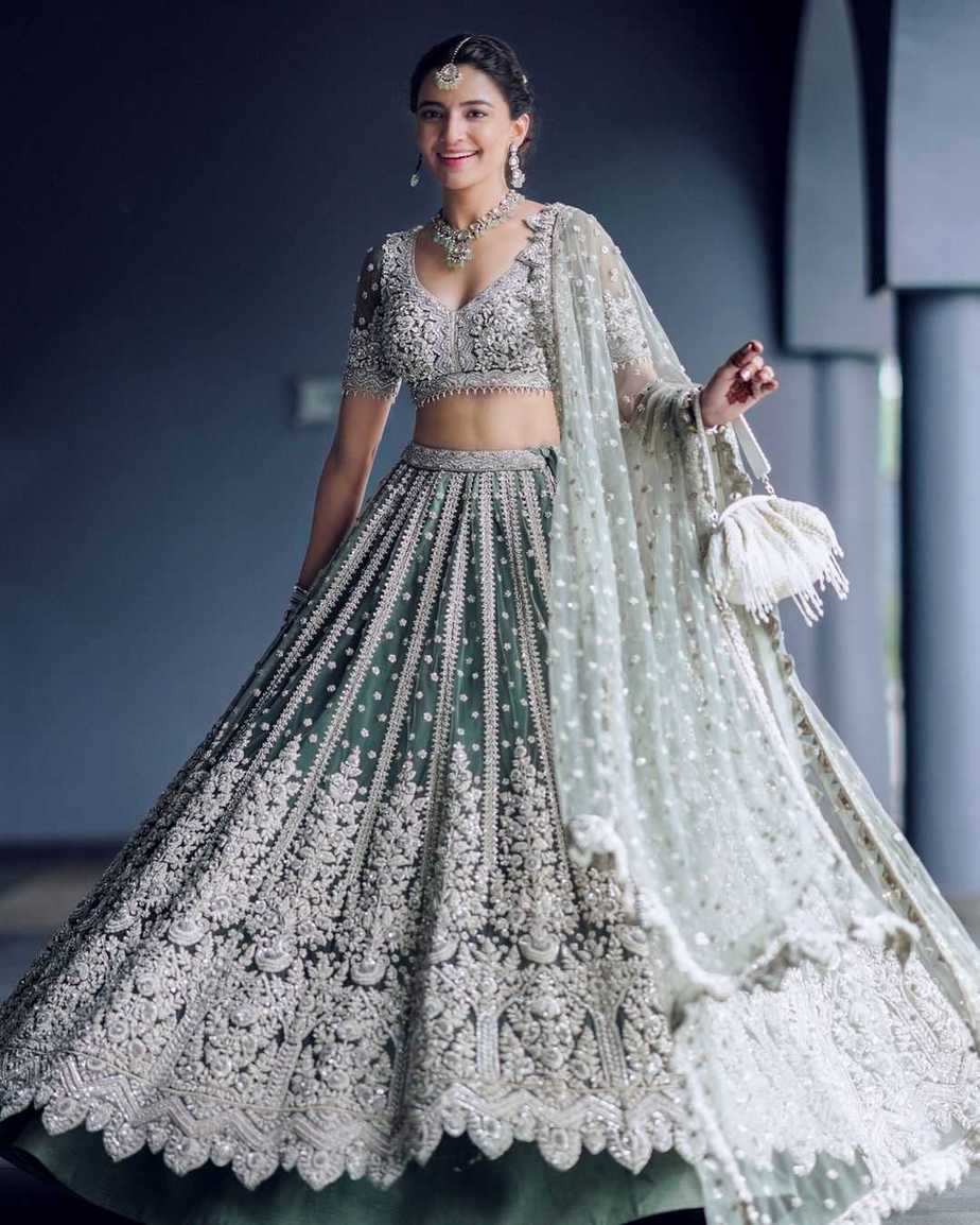 Women Chain Sequence Work Heavy Soft Net Semi-stitched Ethnic wear Lehenga Choli With Dupatta Set