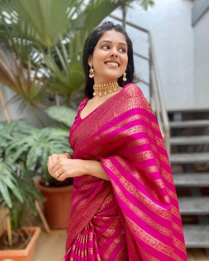 Kanchipuram Silk Saree Bollywood Style Party Wear  Indian Wedding Wear Saree Stunning Banarasi Look Saree