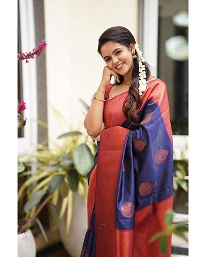 Floral Woven Banarasi Silk Saree with Contrast Border And Contrast Blouse Piece