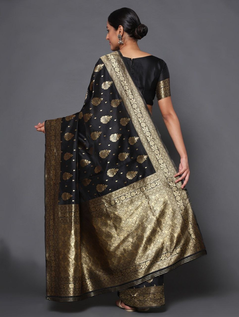 INDIAN TRADITIONAL WEAR COLLECTION BEAUTIFUL STYLISH FANCY COLORFUL PARTY WEAR & OCCASIONAL WEAR BANARASI SILK SAREES