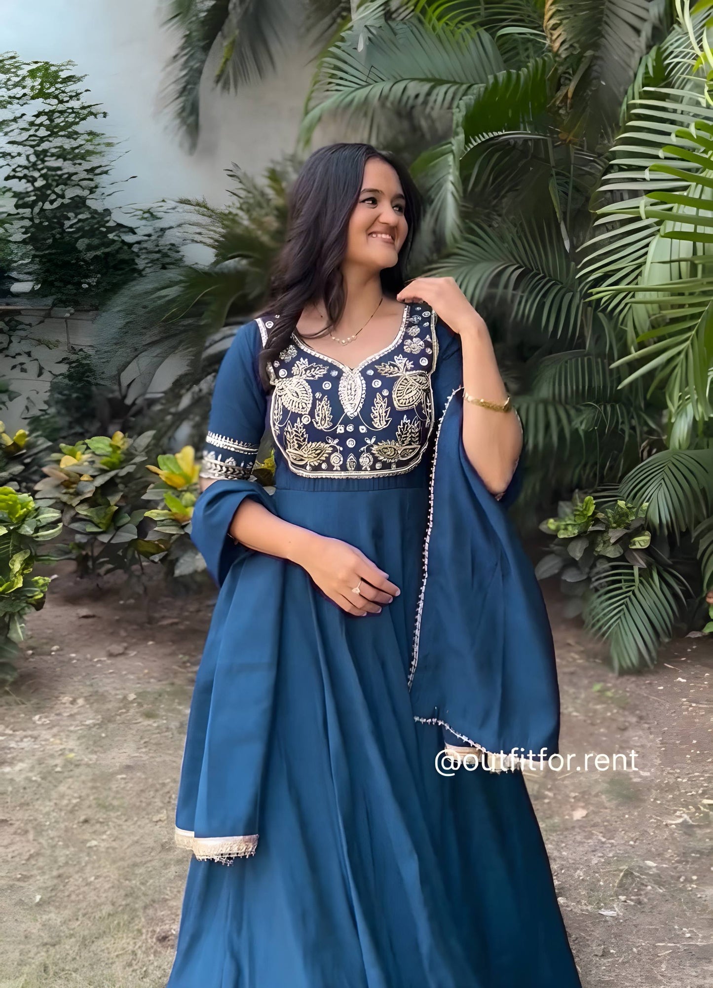 Premium Heavy Parampara Silk Gown with Embroidered Dupatta – 8 Mtr Flair, Padded Design & Sequins Embroidery