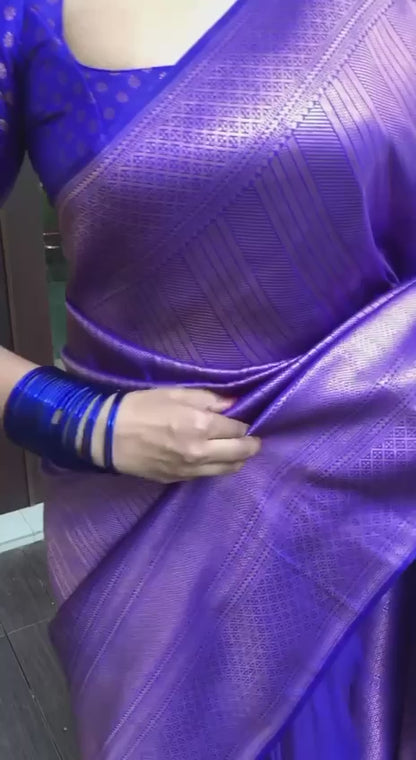 Superb Blue Color Beautiful Jacquard Work Trendy Wedding Saree for Women's